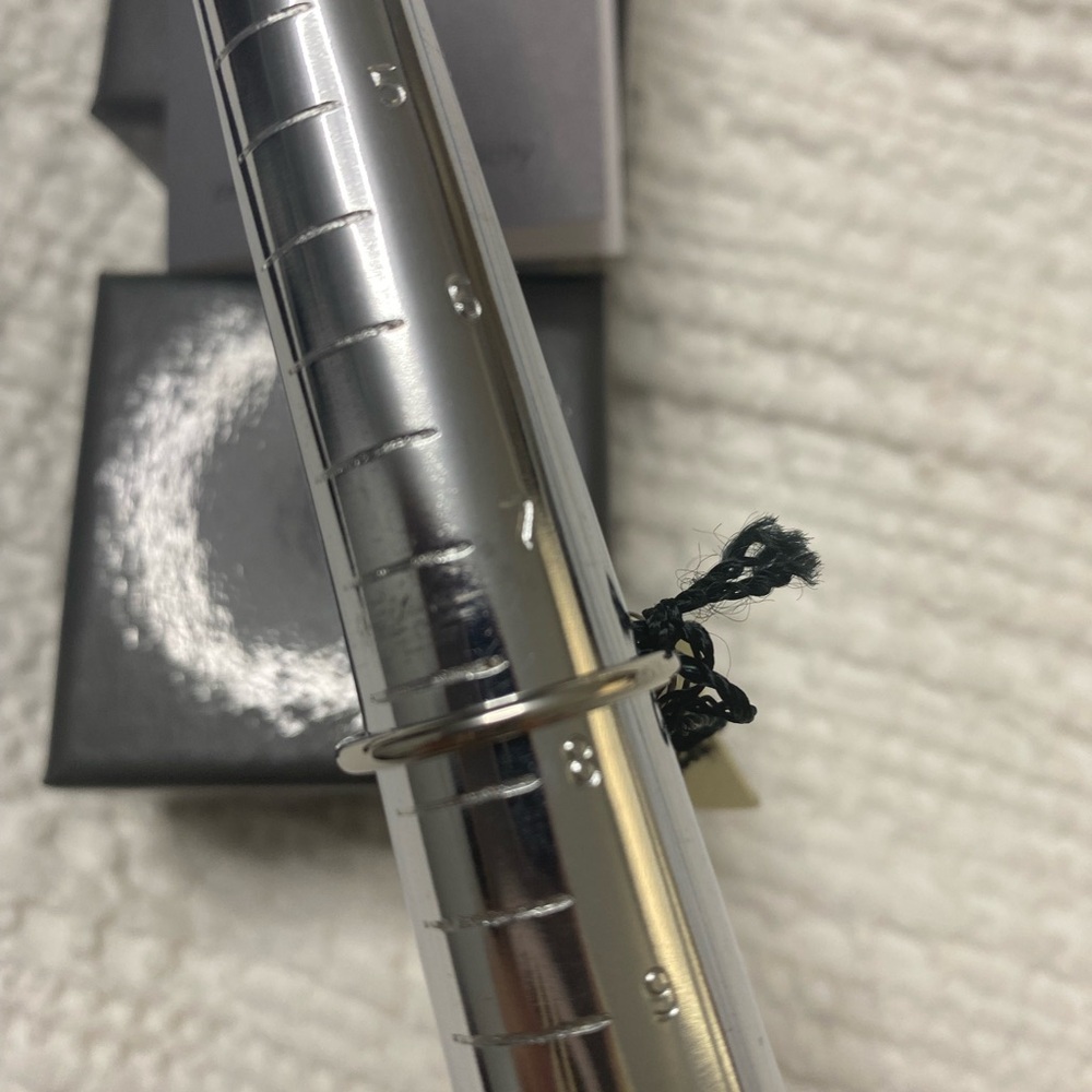 Calvin Klein Silver Cluster moving Ring - Picture 5 of 5